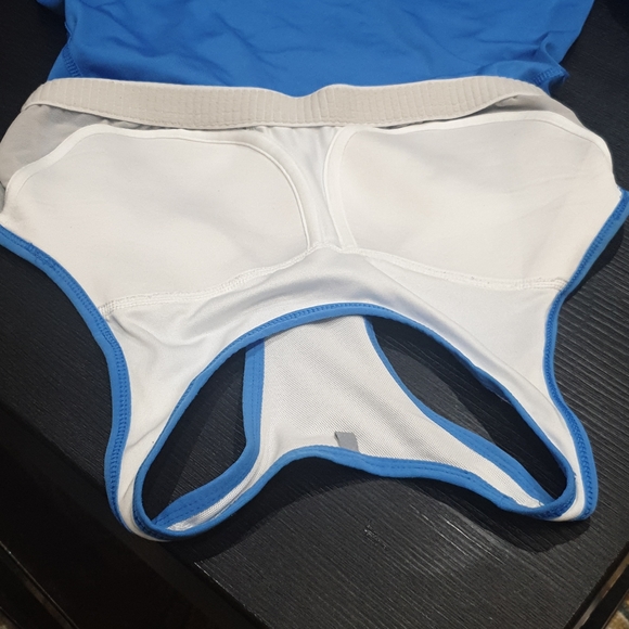 Nike dry fit short and top set - Picture 4 of 6